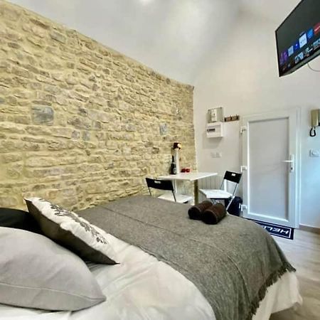 Bed In The City - Appart'Hotel - Historical Center บาเยอ ภายนอก รูปภาพ